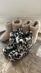 Wysokie kapcie 100% wełny, Leopard