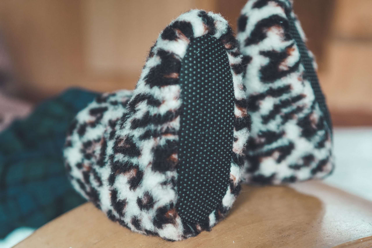 Wysokie kapcie 100% wełny, Leopard